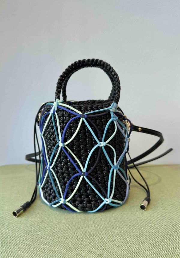 Bucket bag mare